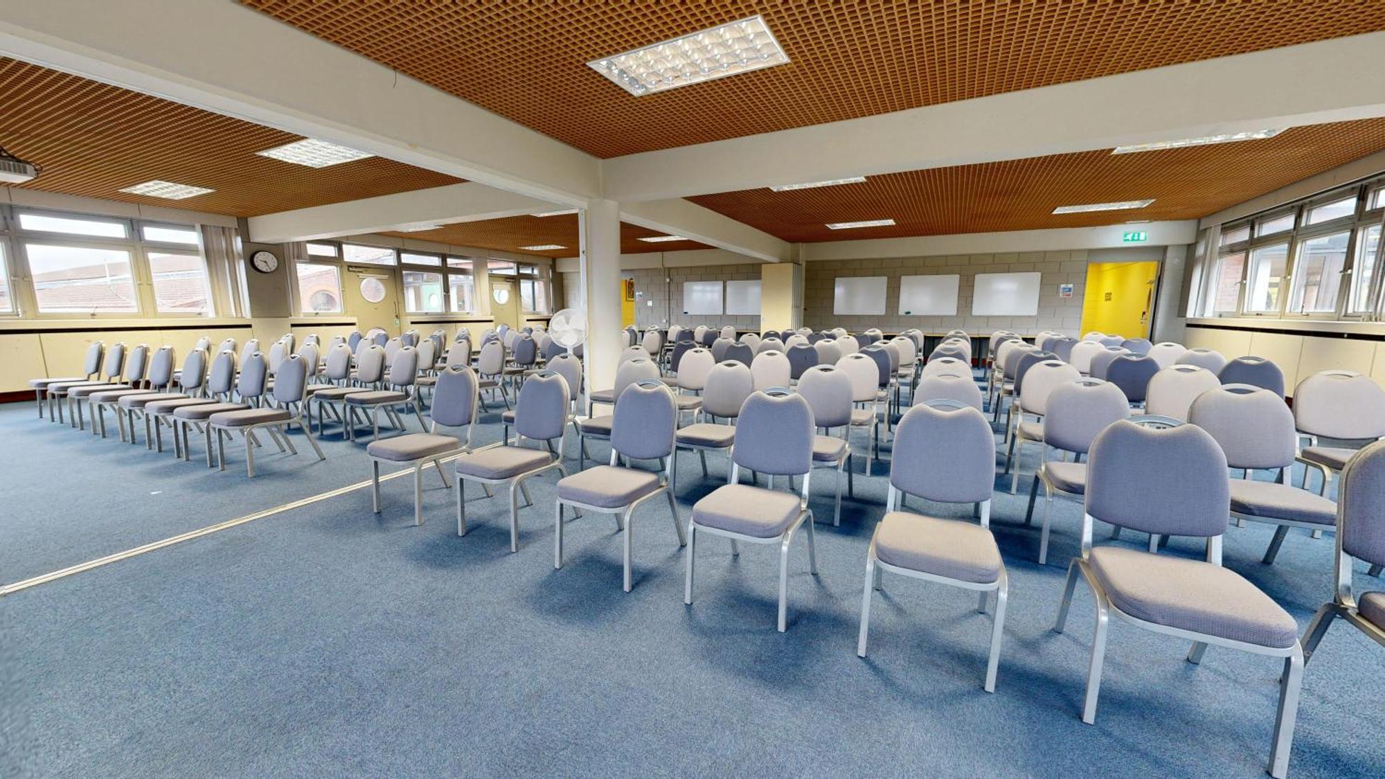 Yarnfield Park Training And Conference Centre 호텔 스톤 외부 사진
