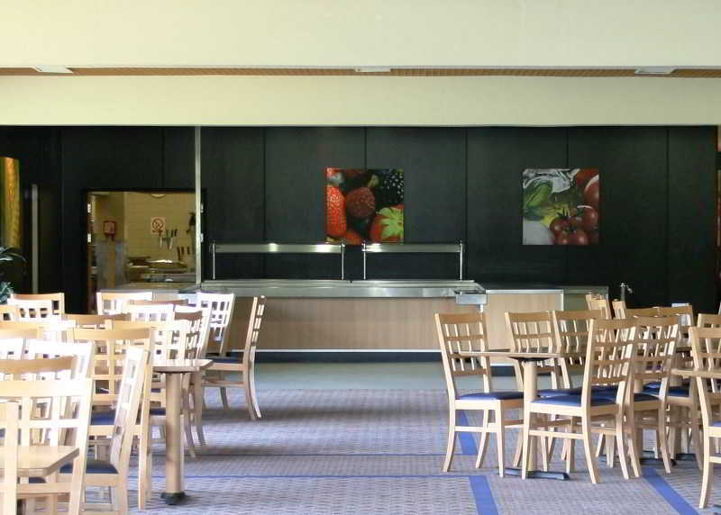Yarnfield Park Training And Conference Centre 호텔 스톤 외부 사진